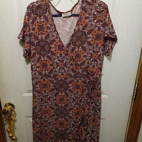 NWT Bobbie Brooks  Super Soft Wrap Dress - Picture 1 of 8
